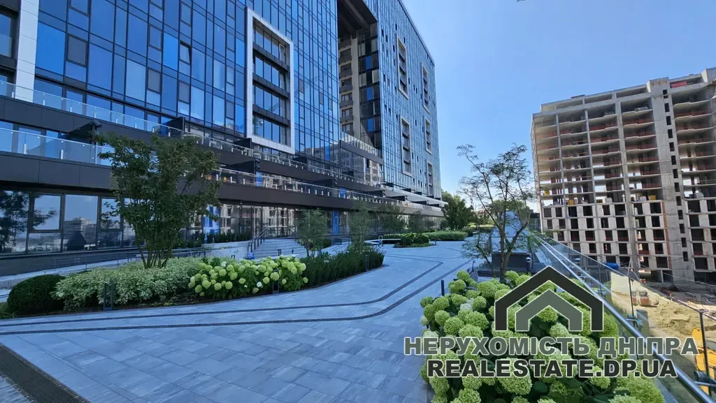 Продам 1к квартиру 71.3 м² на вул. Вернадського Володимира 35Н парк Шевченко · 4