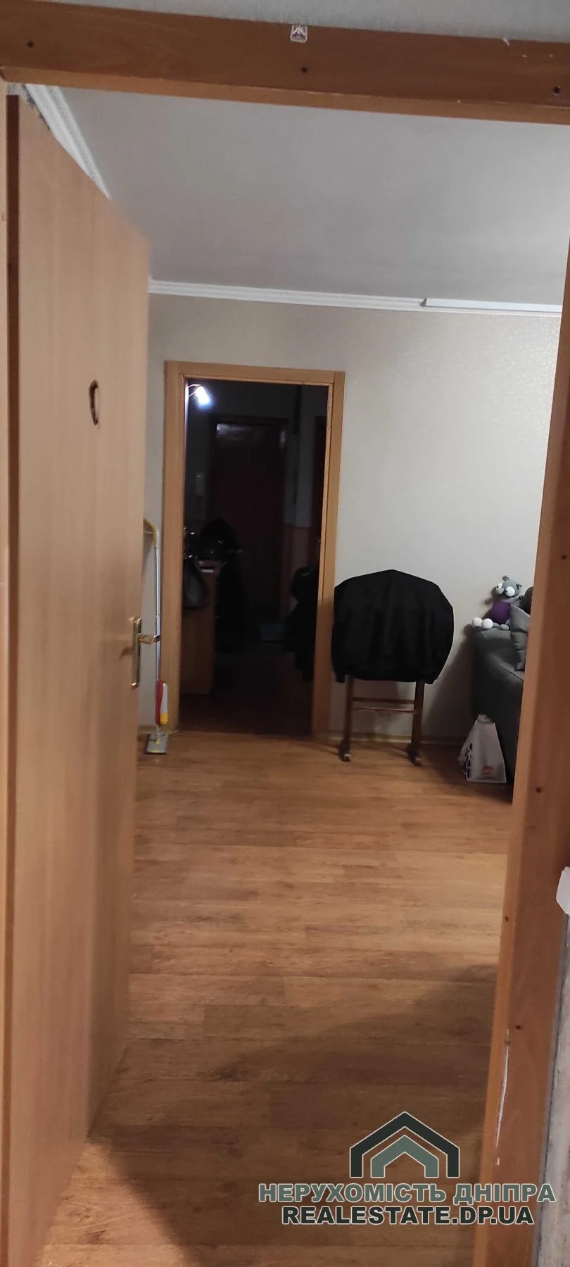 Продам 5к квартиру 110.1 м² з власним автономним газовим опаленням, ж/м Червоний Камінь 4 · 4
