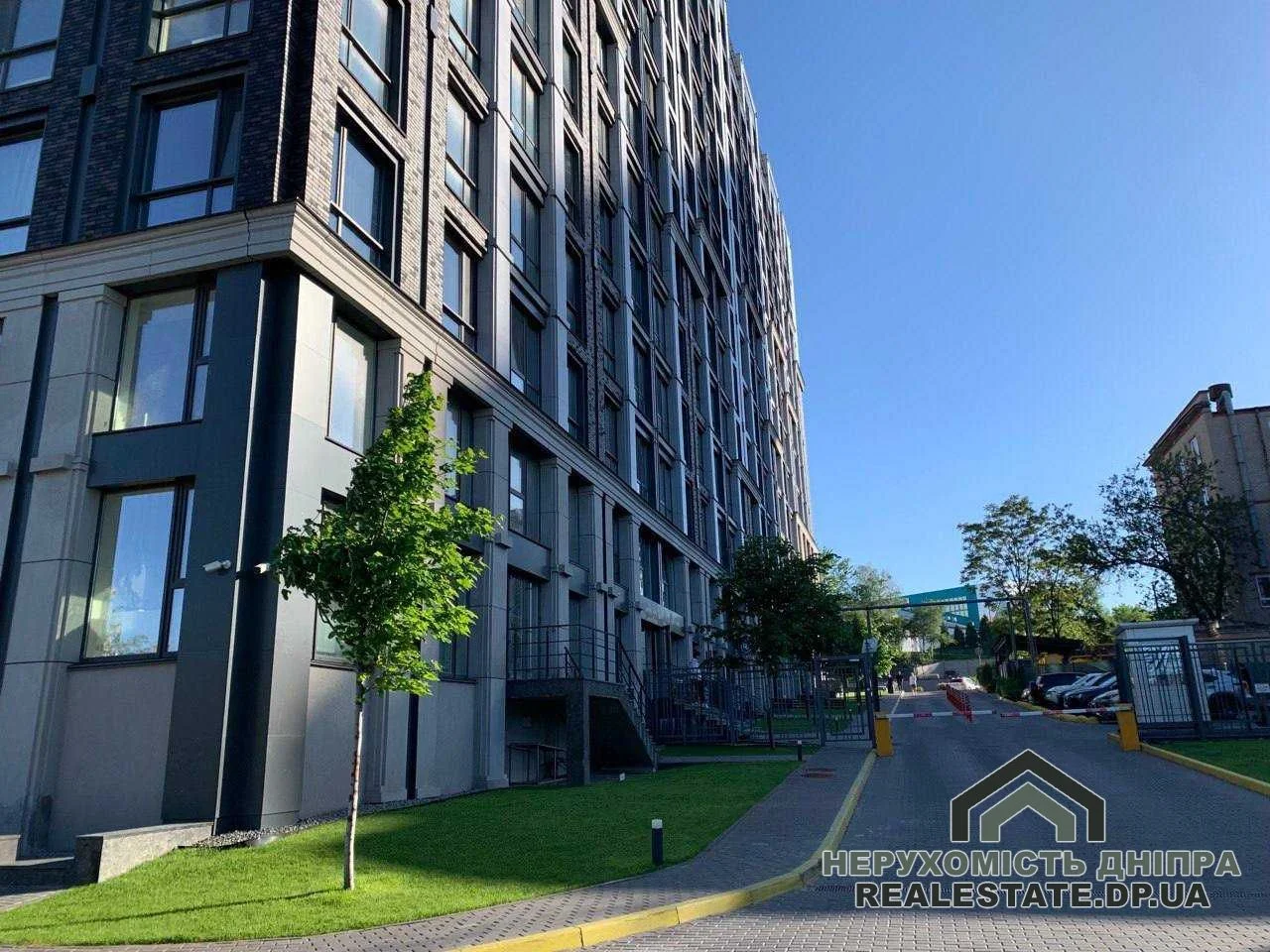 Продам коммерческое помещение 240 м² в ЖК Женева Geneva