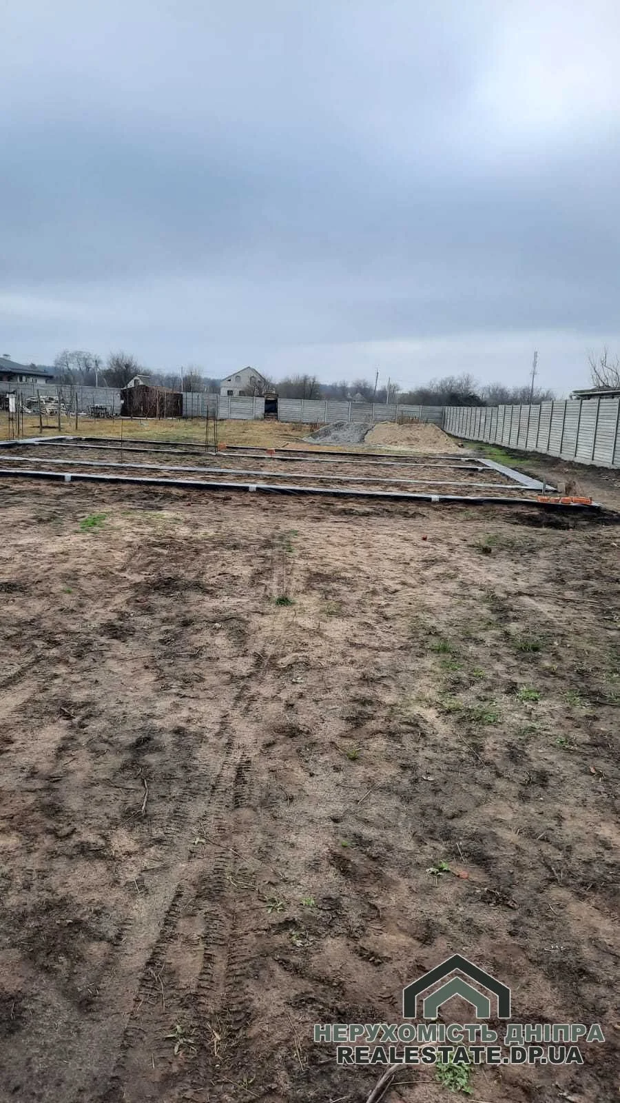 Продам ділянку 15 соток в районе центра смт Обухівка · 2