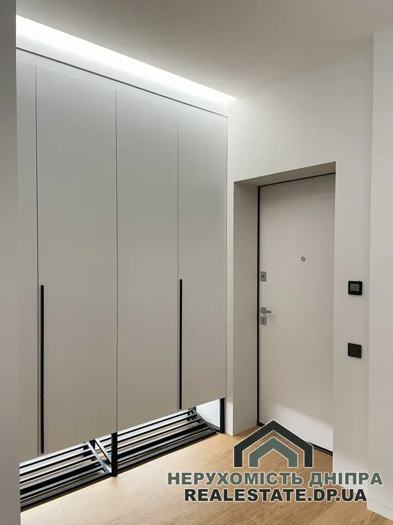 Продам 3к квартиру 85 м² ЖК Рибінський Comfort Підстанція пр. Науки 112 · 2