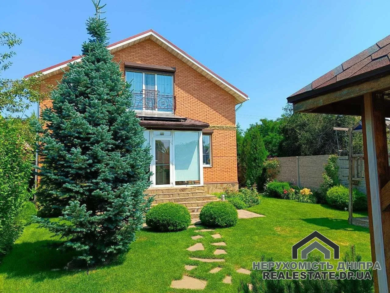 Продам будинок в Обухівці, вул. Зарічна 4 кімнати 200 м², 2 поверхи 7 соток · 1