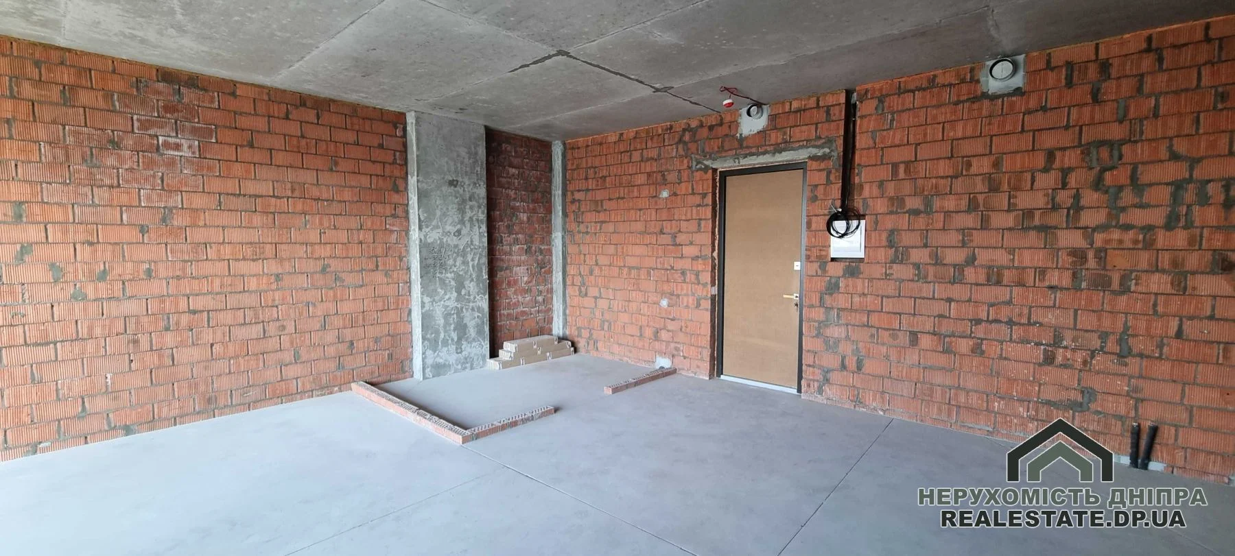 Продам 2х кімнатну квартиру 49.6 м в самому центрі міста Дніпро на вул. Короленко ЖК Mozart · 4