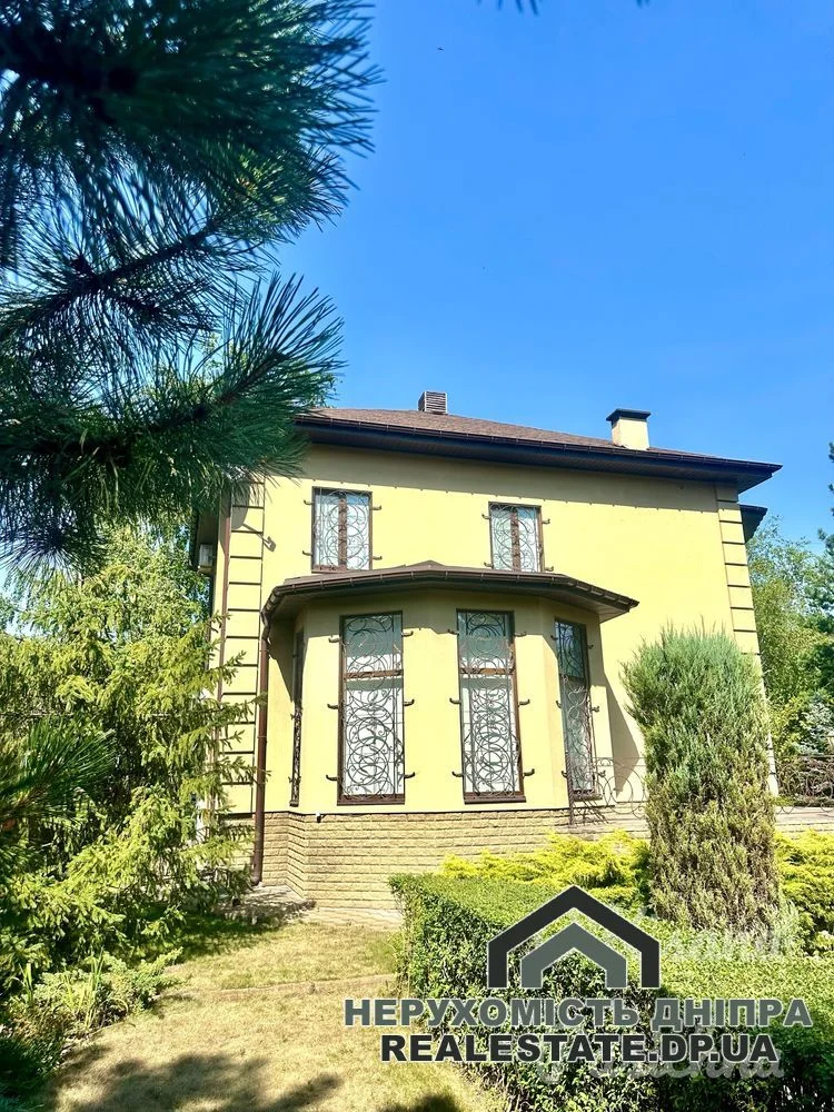 Продам гарний 4 кімнатний будинок 215 м²  30 соток в Обухівці по вул. Некрасова · 1