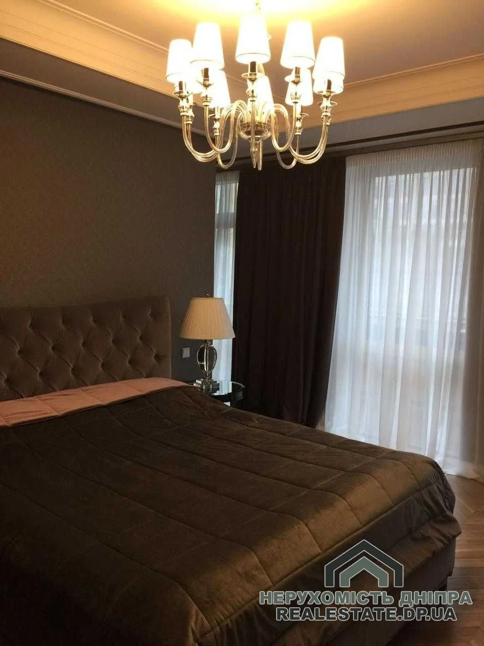 Продам 4к квартиру  175 м² ЖК Фестивальний · 2