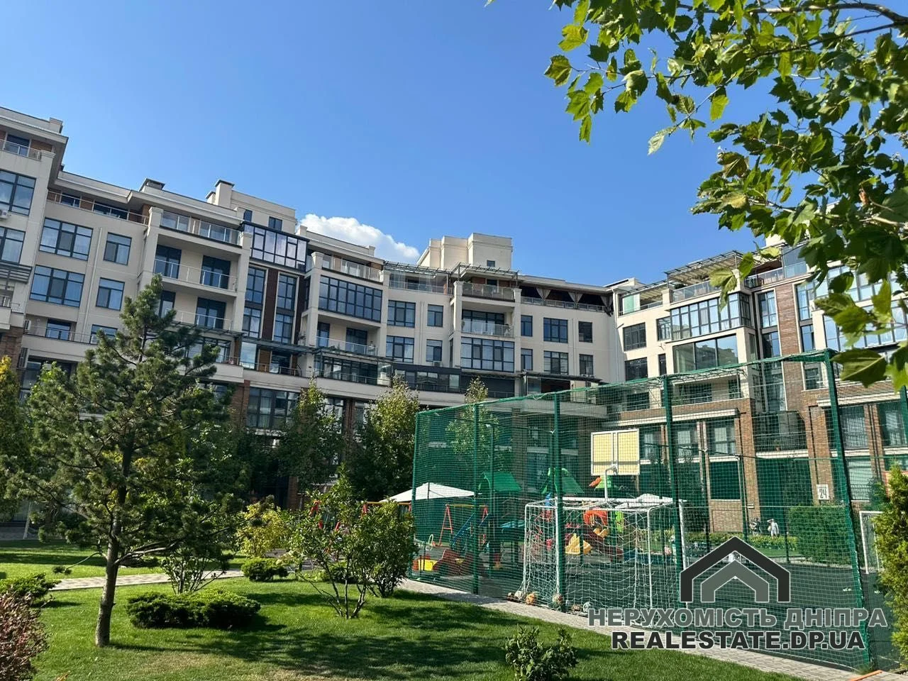 Продам 3х кімнатну квартиру 98.4 м ЖК Comfort City Олександра Поля (низ) Сергія Подолинського вул. 31 · 4