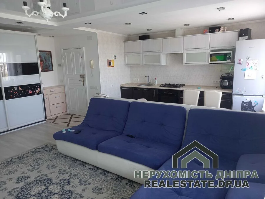 Продам 3к квартиру 64.20 м² на Червоний Камінь · 3