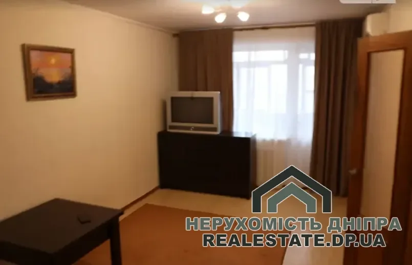 Продам 2к квартиру 44.8 м² Червоний камінь вул. Коробова 12 · 1