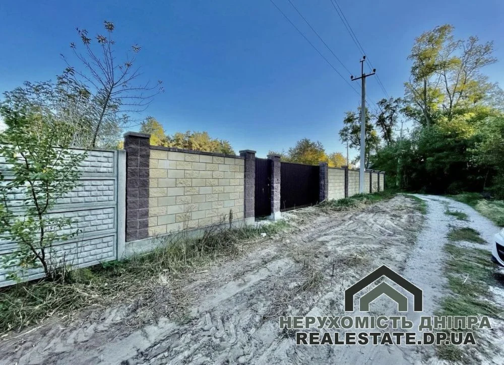 Продам гарну земельну ділянку 11 соток в Обуховке · 2